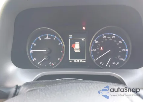 2017 Toyota Rav4 Xle z USA, uszkodzony, nr VIN 2T3RFREV5HW563387